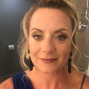 Meet your Posher, Shelley